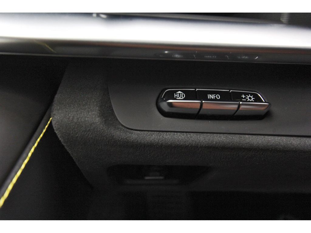 Used 2022 Chevrolet Corvette Stingray Premium Conv RWD image 15