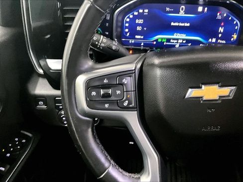 Used 2023 Chevrolet Silverado 1500 LT AWD/4WD image 23