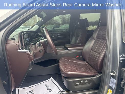 Used 2022 Cadillac Escalade Sport Platinum w/ LPO, ONYX Package image 15