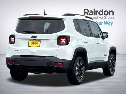 Used 2023 Jeep Renegade Latitude AWD/4WD image 6