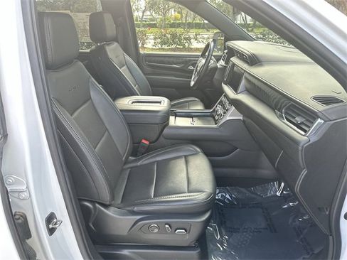 Used 2023 GMC Yukon Denali image 26