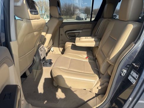 Used 2015 Nissan Armada Platinum image 10