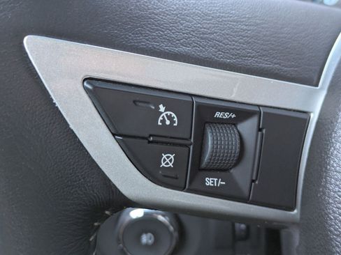 Used 2010 Chevrolet Camaro SS w/ White Stripe Package RWD image 13