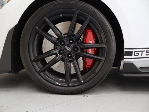 Used 2021 Ford Mustang Shelby GT500 w/ Technology Package image 12