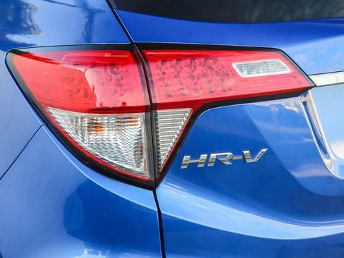 Used 2021 Honda HR-V EX-L image 7