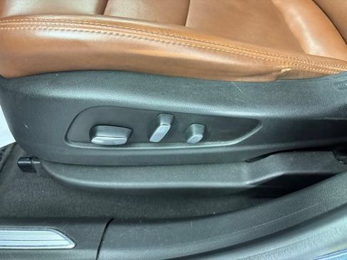 Used 2020 Cadillac XT5 Premium Luxury AWD/4WD image 22