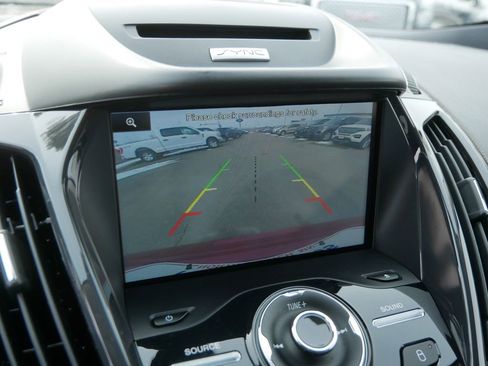 Used 2015 Ford Escape Titanium image 29