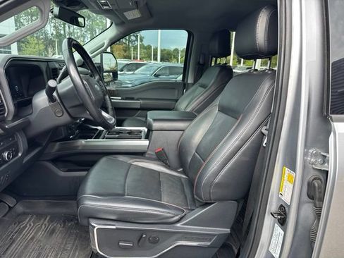 Used 2023 Ford F250 Lariat w/ Sport Appearance Package AWD/4WD image 19