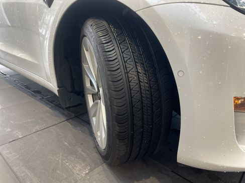 Used 2022 Tesla Model 3 Long Range AWD/4WD image 13