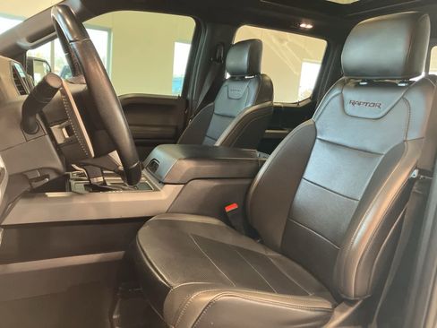 Certified 2019 Ford F150 Raptor w/ Equipment Group 801A Mid image 13