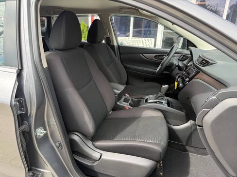 Used 2019 Nissan Rogue Sport S FWD image 12