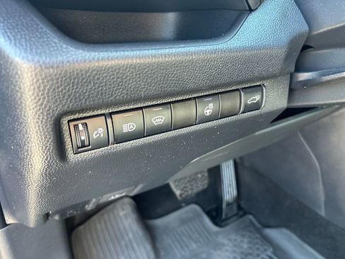 Certified 2023 Toyota RAV4 XLE Premium AWD/4WD image 28