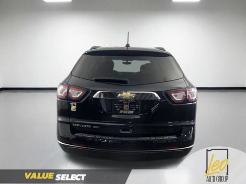 Used 2017 Chevrolet Traverse LT AWD/4WD image 6