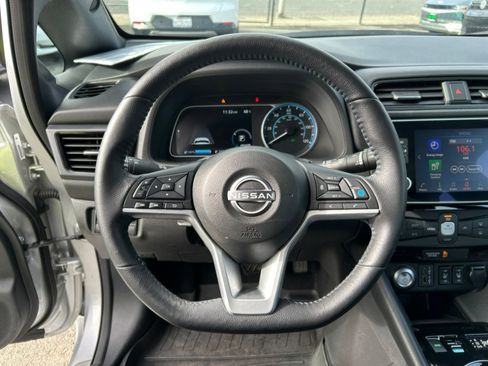 Used 2024 Nissan Leaf SV Plus image 20