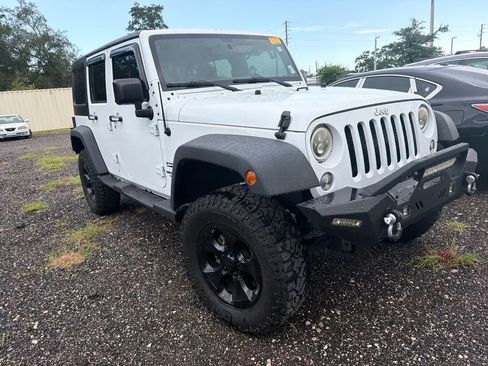 Used 2017 Jeep Wrangler Unlimited Sport AWD/4WD image 9