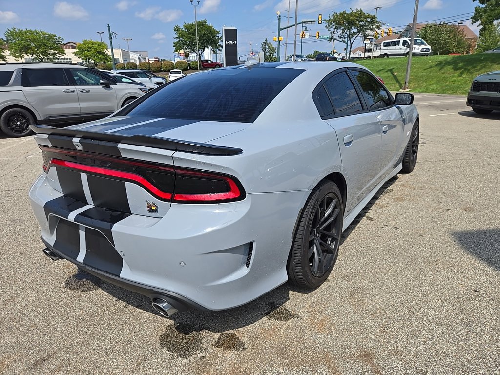 Used 2022 Dodge Charger Scat Pack w/ Dynamics Package RWD image 4