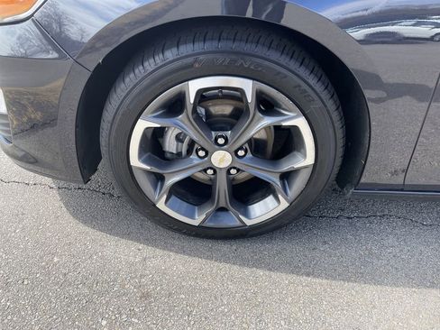 Used 2023 Chevrolet Malibu LT image 9