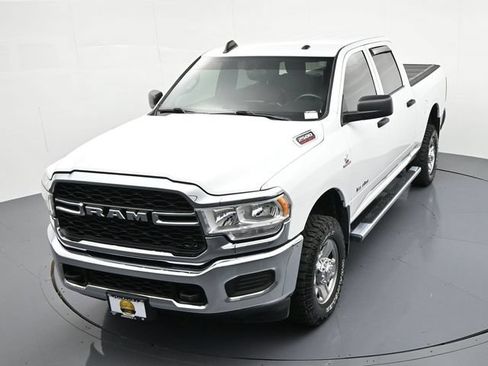 Used 2022 RAM 2500 Tradesman w/ Chrome Appearance Group AWD/4WD image 17