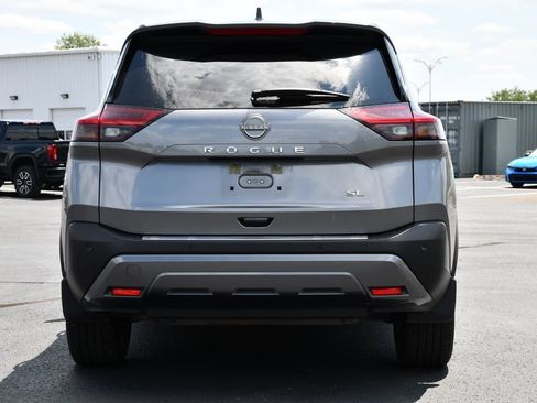 Used 2023 Nissan Rogue SL w/ SL Premium Package FWD image 6