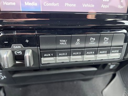 New 2026 RAM 2500 Tradesman AWD/4WD image 37