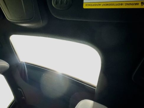 Used 2018 Lincoln MKZ Select w/ Select Plus Package image 27