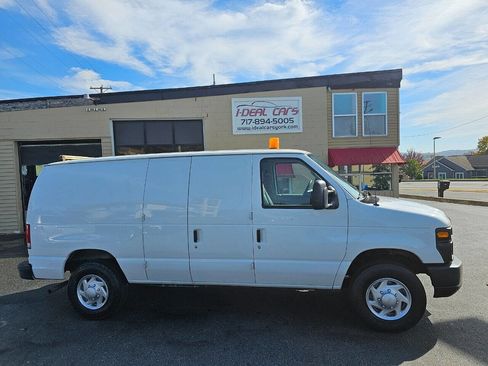 Used 2014 Ford E-250 and Econoline 250 w/ Commercial Cargo Van Package image 2