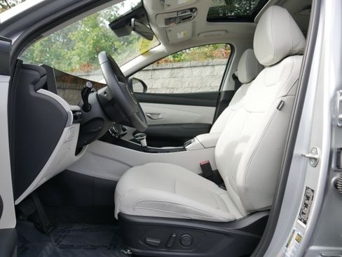 Used 2025 Hyundai Tucson SEL image 12