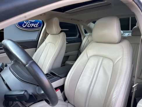 Used 2017 Lincoln MKZ Select FWD image 11