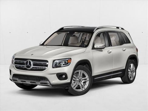 Used 2022 Mercedes-Benz GLB 250 image 1