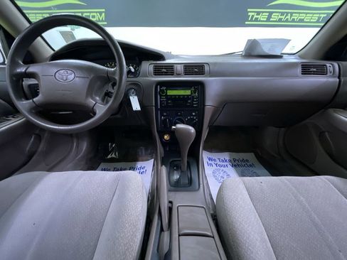 Used 2000 Toyota Camry CE image 18