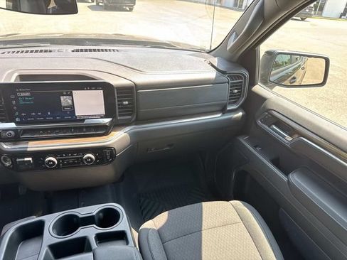 Used 2024 Chevrolet Silverado 1500 RST AWD/4WD image 18