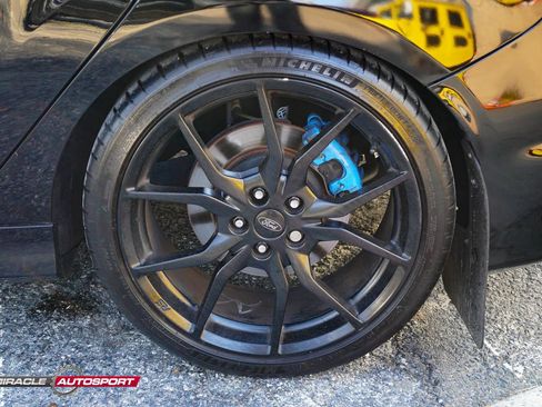 Used 2017 Ford Focus RS image 12