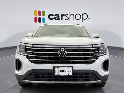 Used 2024 Volkswagen Atlas SE image 8