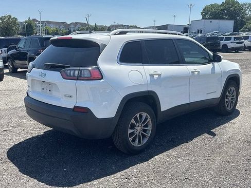 Used 2020 Jeep Cherokee Latitude Plus w/ Cold Weather Group AWD/4WD image 8
