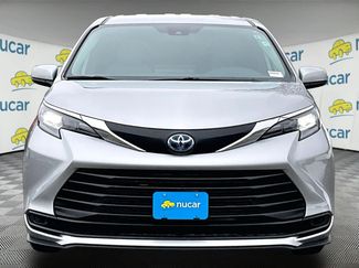 Used 2025 Toyota Sienna LE video 2