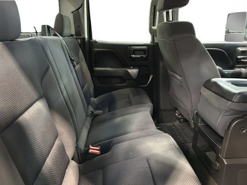 Used 2018 Chevrolet Silverado 1500 LT w/ True North Edition AWD/4WD image 10