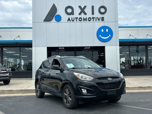 Used 2015 Hyundai Tucson SE FWD image 1