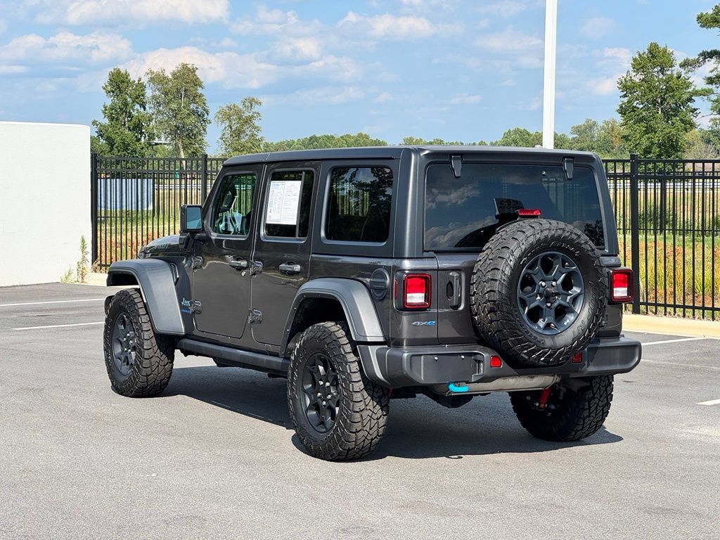Used 2023 Jeep Wrangler Unlimited w/ Cold Weather Group AWD/4WD image 8