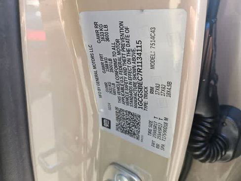 Used 2024 Chevrolet Colorado W/T image 33