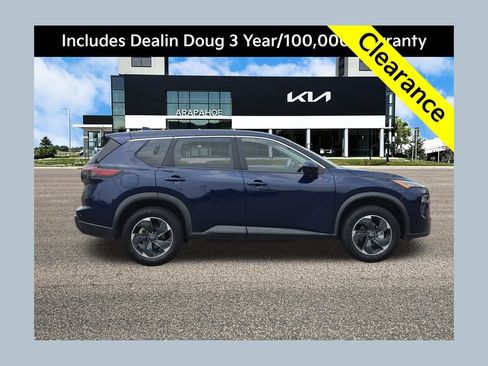 Used 2025 Nissan Rogue SV AWD/4WD image 1