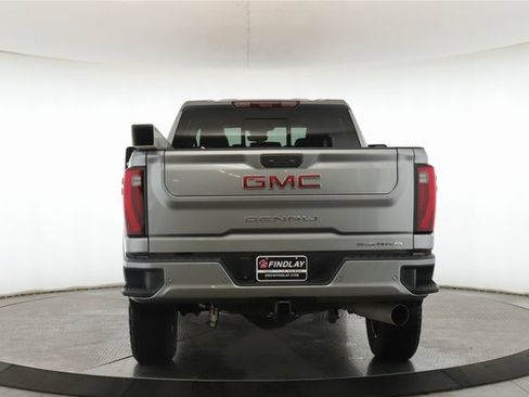 Used 2025 GMC Sierra 2500 Denali image 11