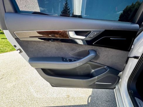 Used 2016 Audi A8 L 3.0T w/ Executive Package image 31