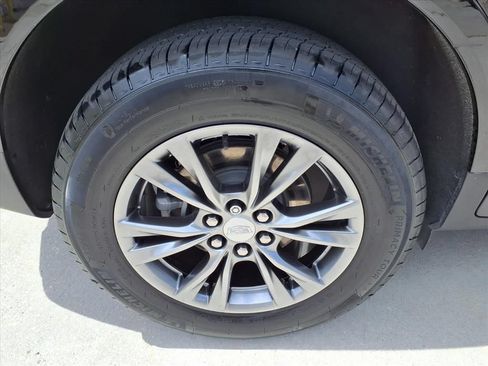 Certified 2023 Cadillac XT5 Premium Luxury w/ Technology Package FWD image 7