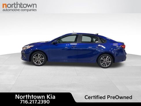 Certified 2023 Kia Forte LXS image 3