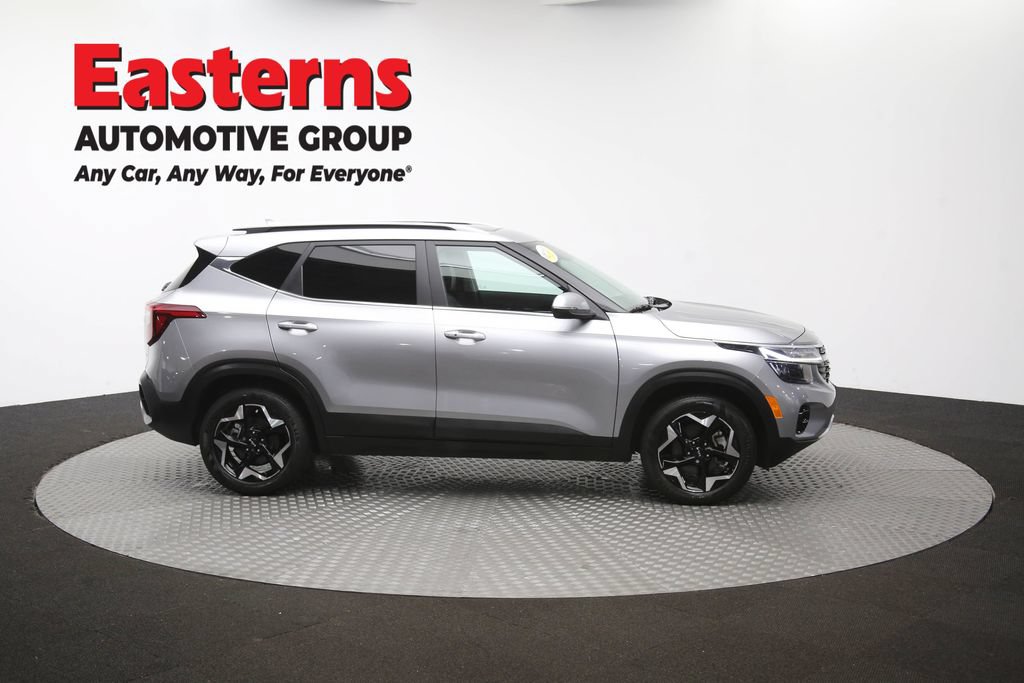 Used 2024 Kia Seltos EX AWD/4WD image 48