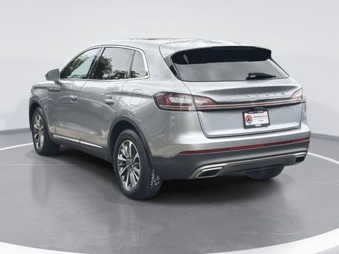 Used 2023 Lincoln Nautilus Reserve AWD/4WD image 5