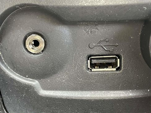 Used 2018 Ford Fiesta SE image 23