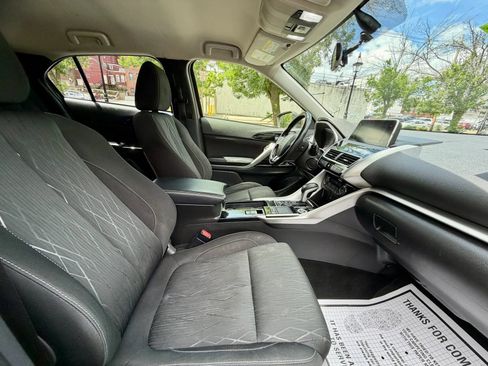 Used 2018 Mitsubishi Eclipse Cross SEL AWD/4WD image 14