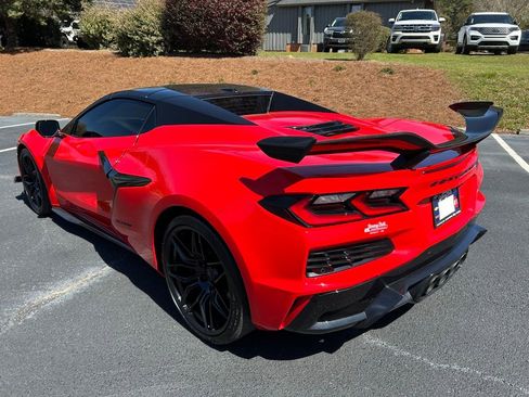 Used 2025 Chevrolet Corvette Z06 w/ Z07 Performance Package image 20