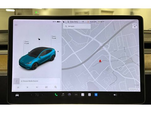 Used 2021 Tesla Model Y Long Range image 33